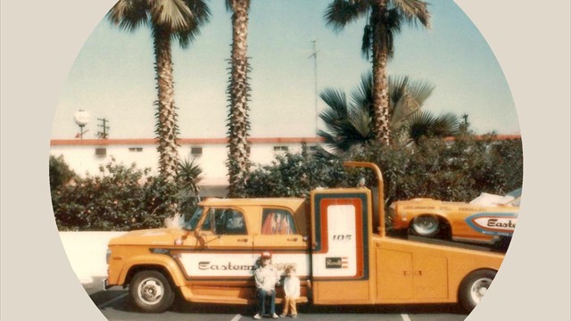 Eastern Raider Pinto on ramp  truck