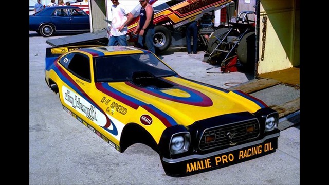 1976 Mustang 38 shell in pits by Tom Nagy