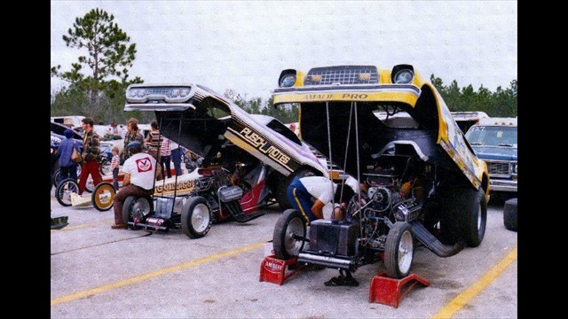 1977 Mustang 27 in lanes by Tom Nagy